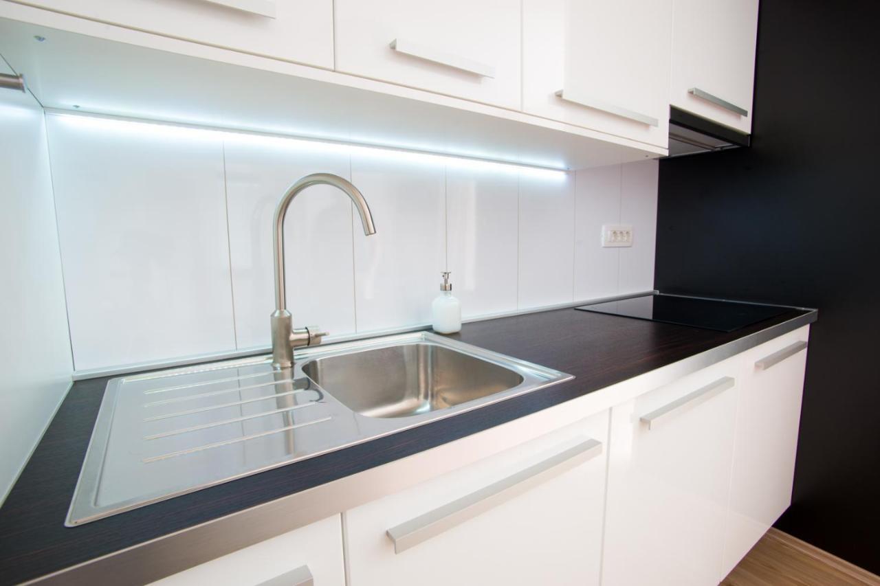 Apartment Beautiful Lake View Блед Екстериор снимка